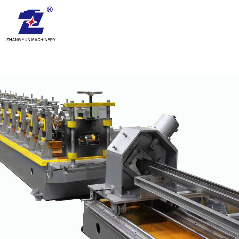 Nouvelle conception de personnalisation de stockage d&#39;entrepôt industriel Profilé en acier formant la machine avec poinçonnage